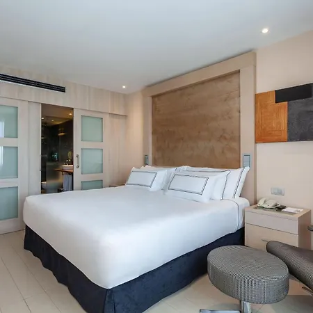 Melia Отель 4*