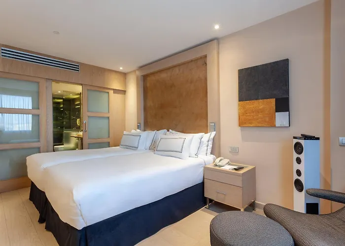 Melia 4* Sevilha