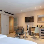 Meliá Hotel 4*